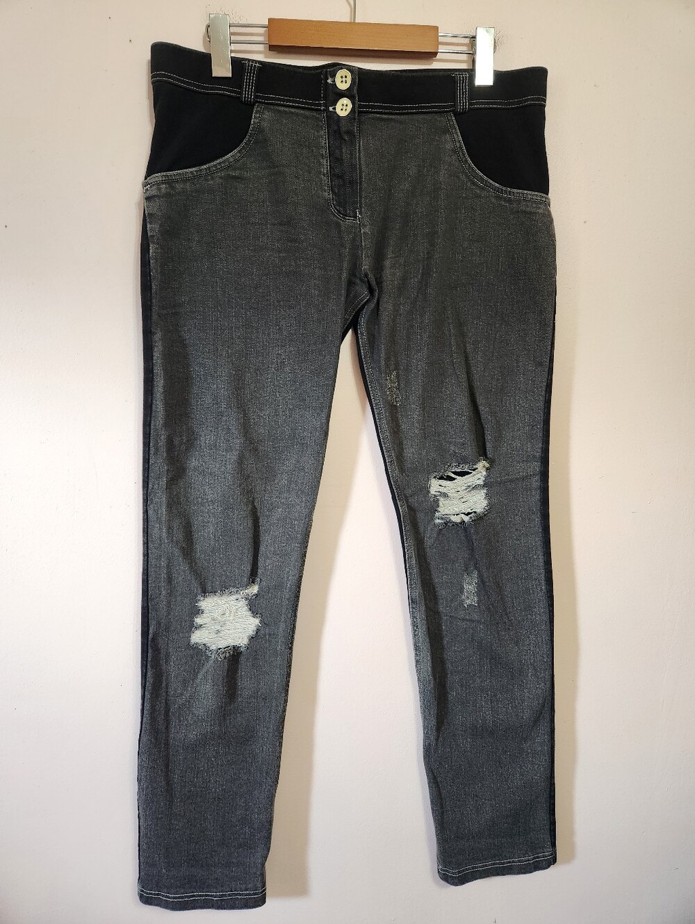 Freddy WR.UP Y2K Grunge Black Distressed Two-Tone Contrast Stitch Shaping Jeans